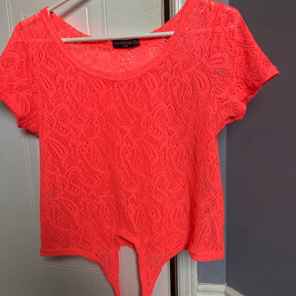 Pink top - Picture 2 of 4